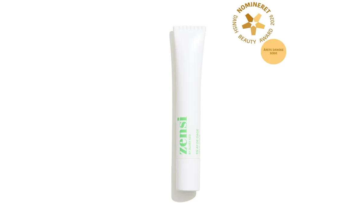 En Af De Dage Spot Stick, Zensi by Oliver Kesi