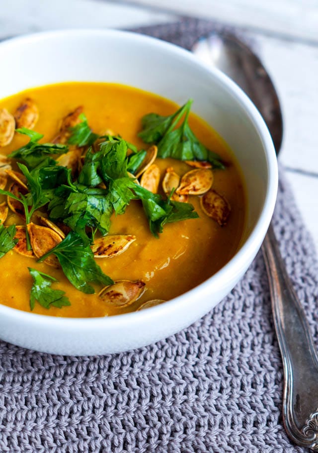 Græskarsuppe med kokosmælk og ingefær
