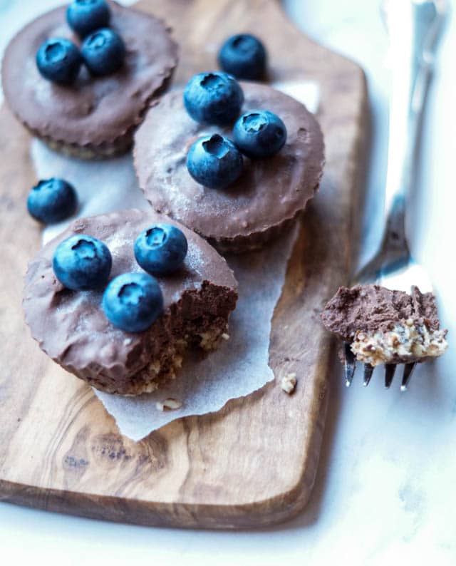 Små no-bake chokolade-mousse kager