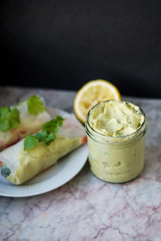 Avocado-hummus