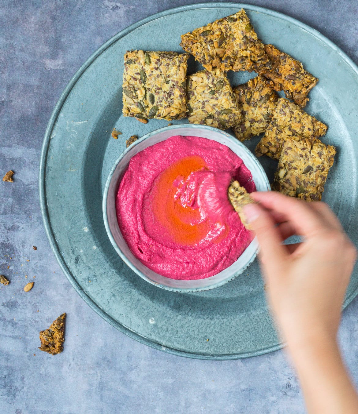 Rødbedehummus