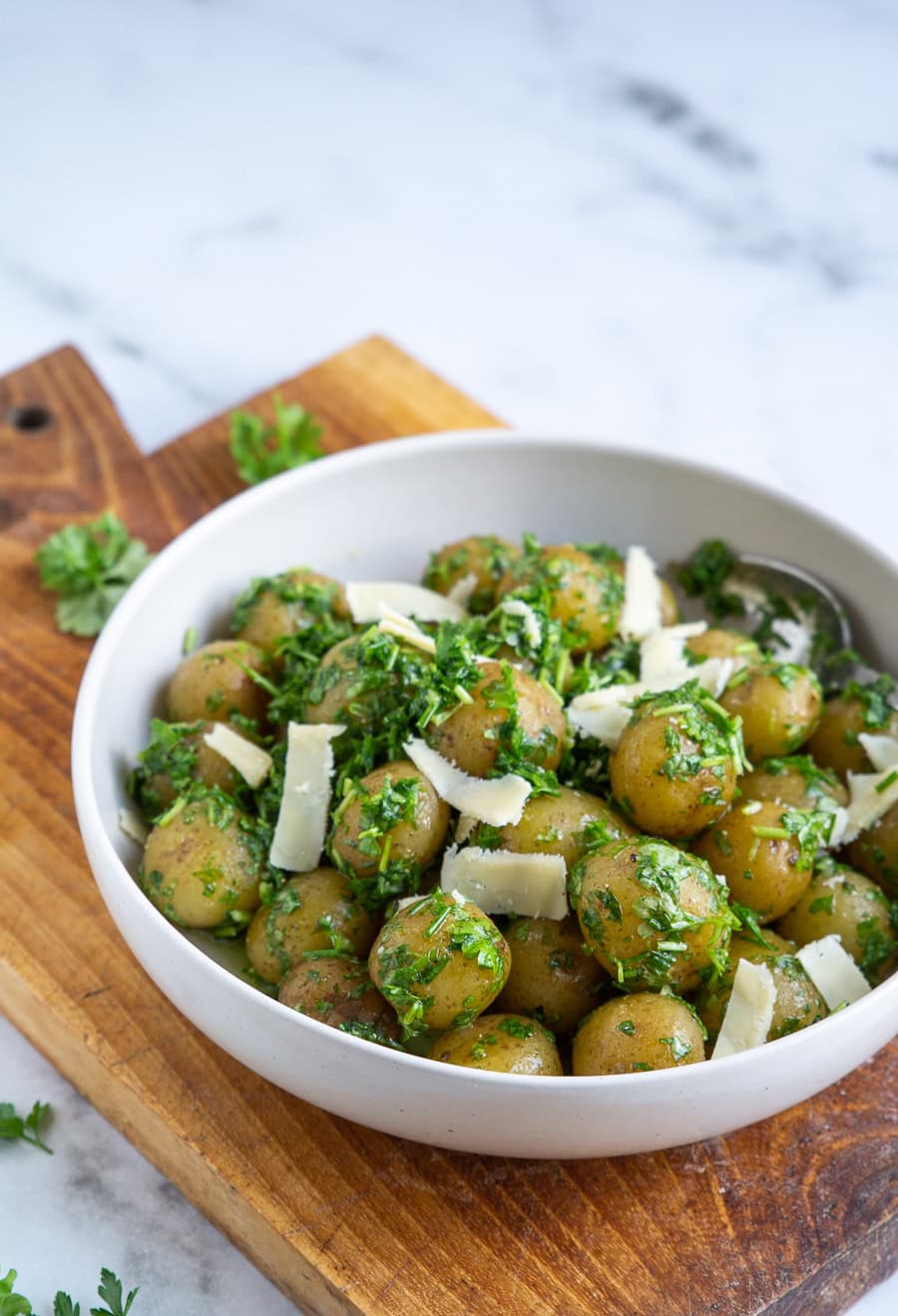 Kartoffelsalat med sennepsdressing