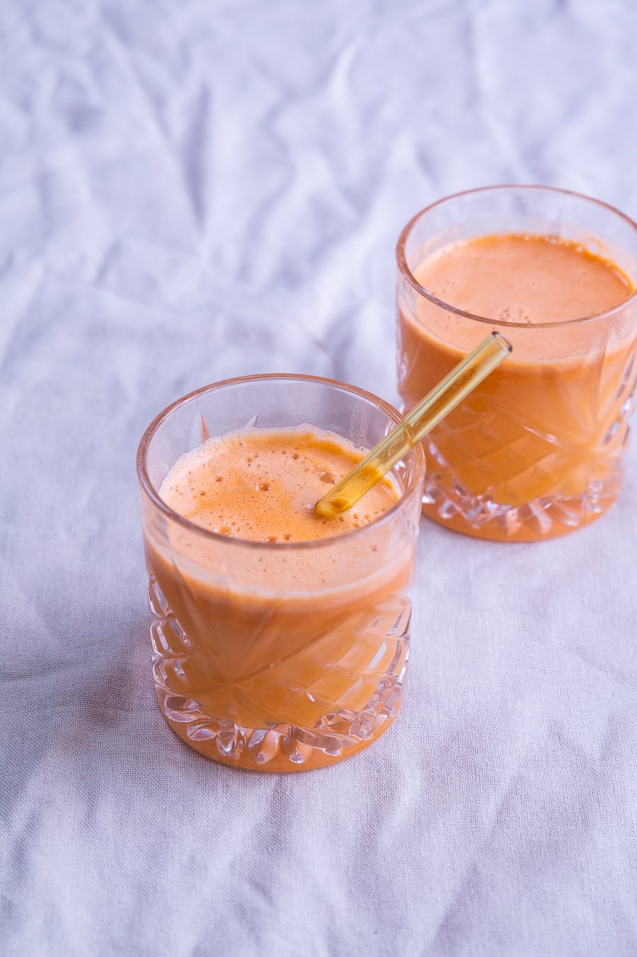 Gulerodsjuice med æble og citron